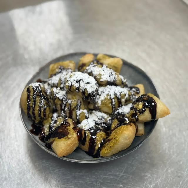 Fritule sa Pistaćima